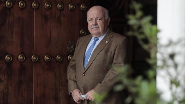 Jesús Aguirre: «Contrataremos a todos los sanitarios que hagan falta en la pandemia, que no quepa duda»