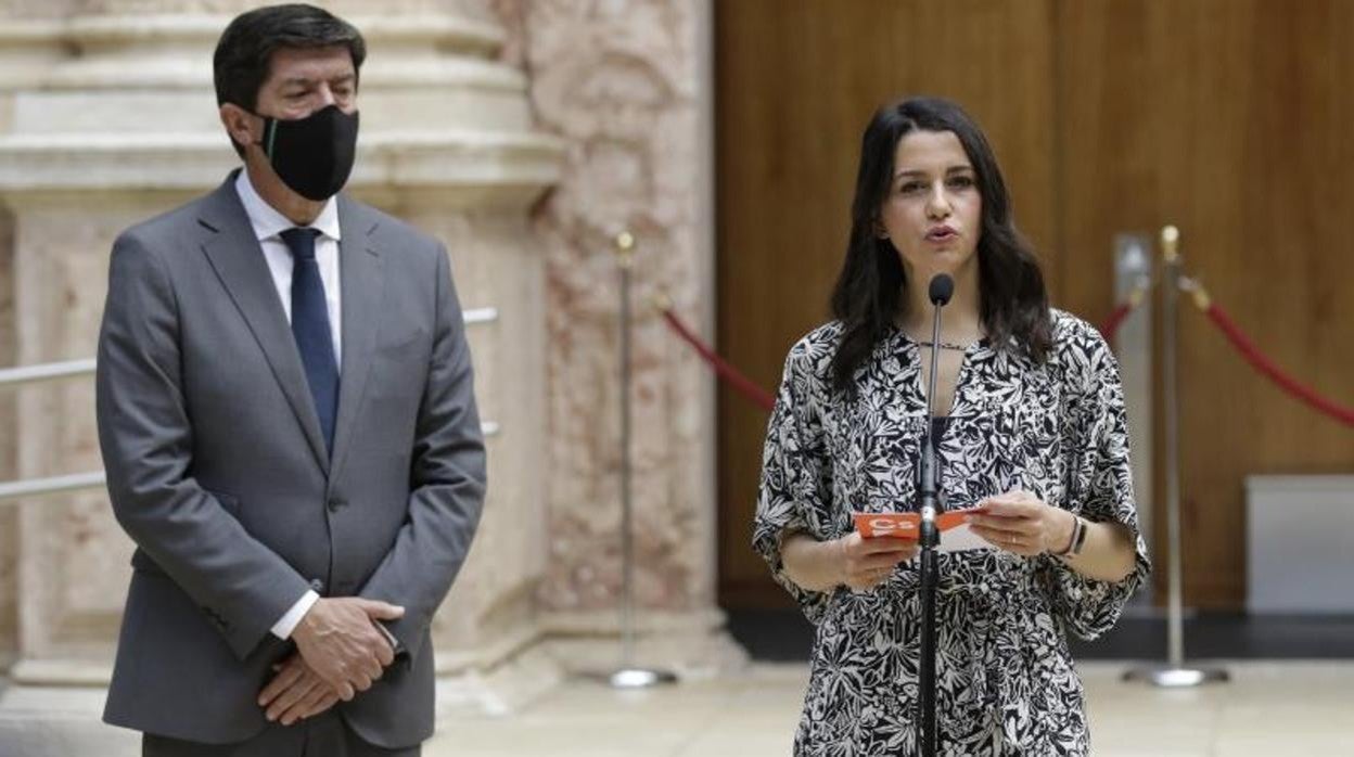 Juan Marín con la presidenta de Ciudadanos, Inés Arrimadas