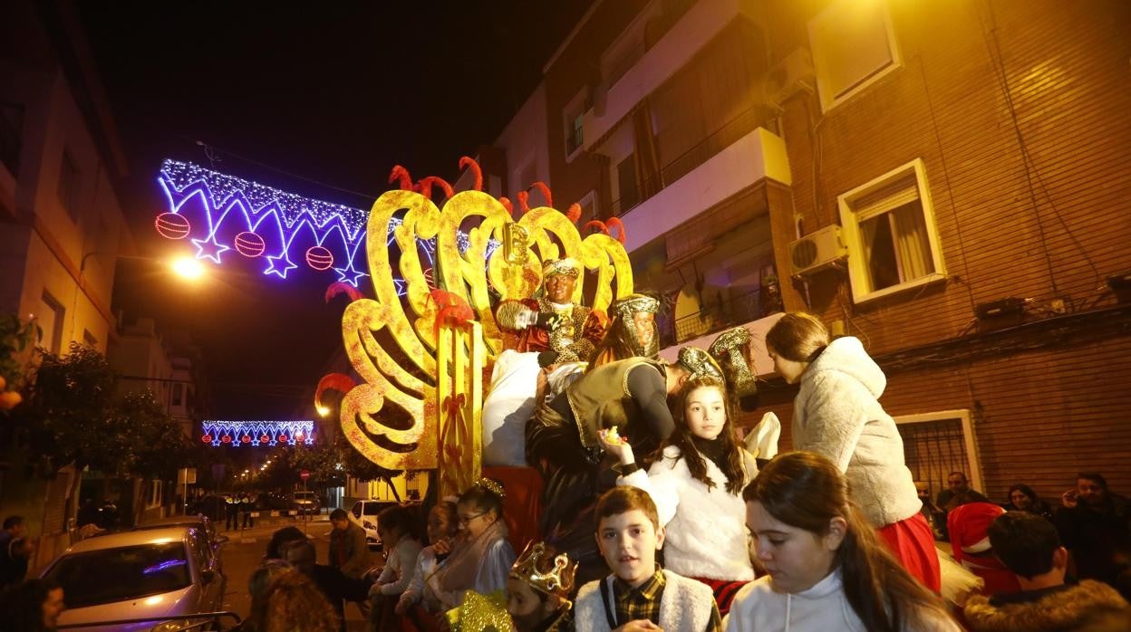 Cabalgata de los Reyes Magos en el barrio de Ciudad Jardín en Córdoba en 2020