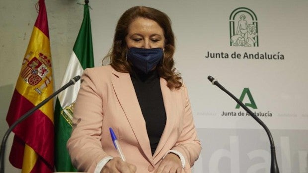 El juzgado excluye a Carmen Crespo como investigada en el caso Hispano Almería