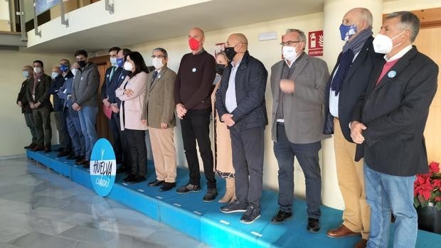 Organizaciones y colectivos impulsan una plataforma para reclamar inversiones e infraestructuras en Huelva