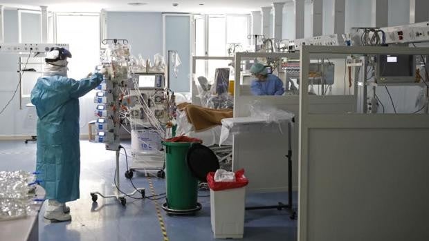 Los contagios diarios bajan casi a la mitad en Córdoba, con 1.128, y las hospitalizaciones se frenan