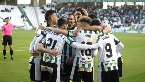 El Córdoba CF y el reto de estirar el pleno de victorias en El Arcángel