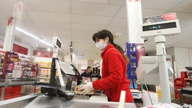 Más de cincuenta ofertas de empleo de supermercados en Andalucía: Mercadona, Día, Lidl y Aldi buscan personal
