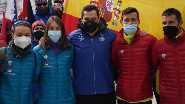 Andalucía recomendará que se siga utilizando la mascarilla en la calle tras dejar de ser obligatoria