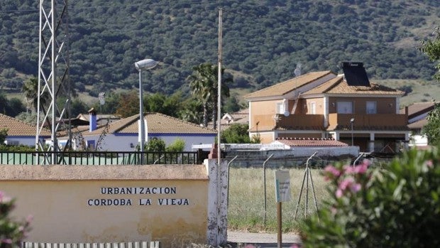 Andalucía publica el reglamento de la nueva ley del suelo que permite construir casas aisladas en el campo