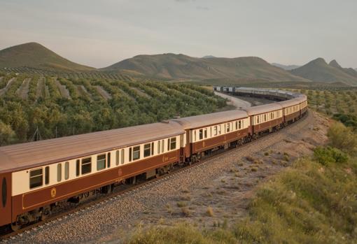 El tren Al-Andalus durante uno de sus recorridos por Andalucía