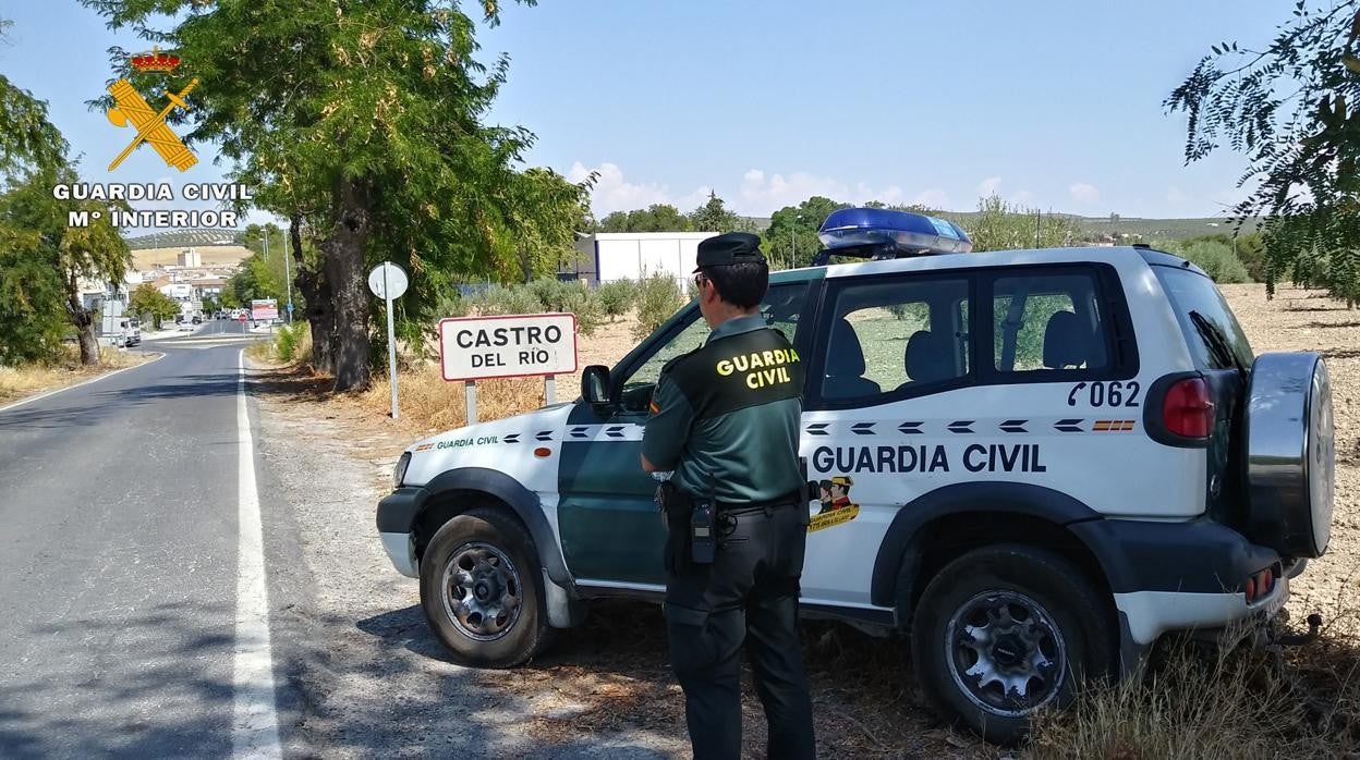 Agente de la Guardia Civil en Castro del Río