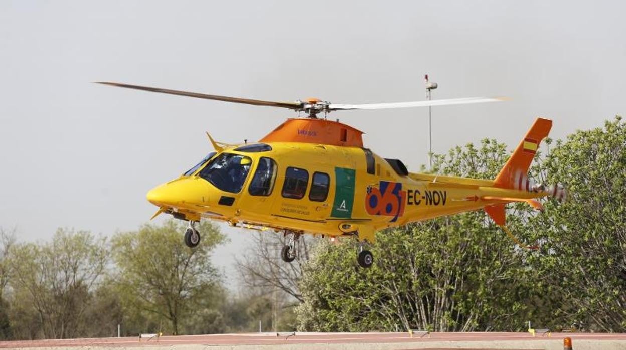 El helicóptero de emergencias del 112 en Córdoba