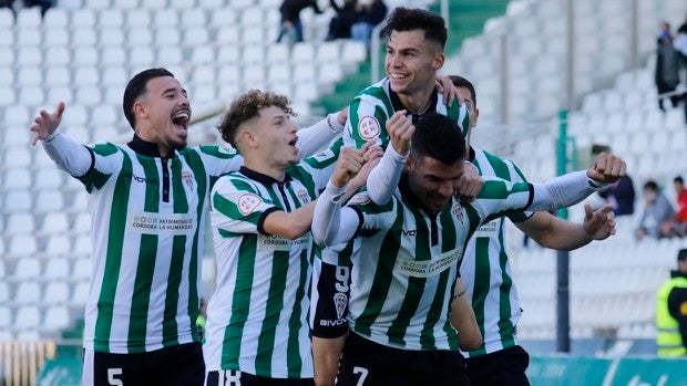 El Córdoba CF se conjura para romper la maldición