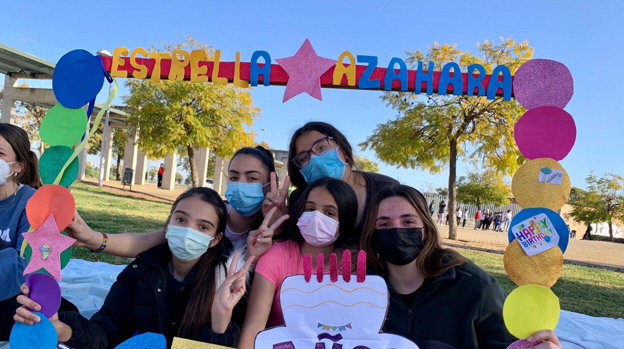 Estrella Azahara, quince años dando luz a los jóvenes de Las Palmeras en  Córdoba