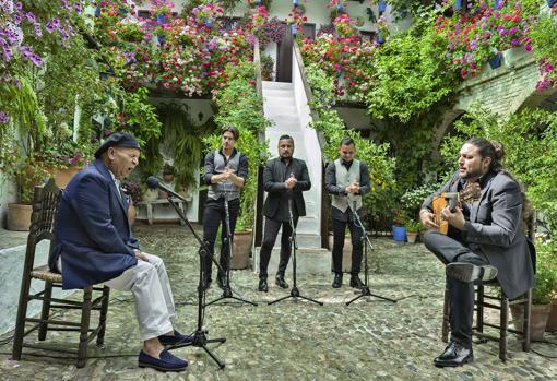 &#039;Caminos del Flamenco&#039; viaja esta semana a Córdoba, con María José Llergo, El Pele y Fosforito, entre otros