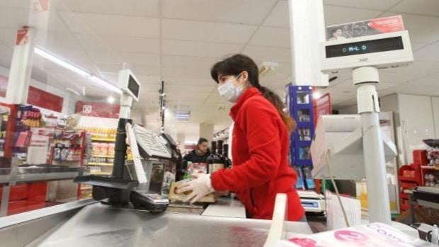 Radiografía laboral de la mujer en Córdoba | La ocupación de las féminas sube un 10,7% en una década