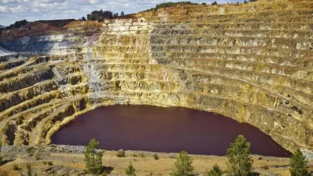 La Junta impulsa siete proyectos de minería en Andalucía que crearán casi 8.000 empleos
