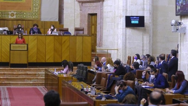 Las gasolineras andaluzas deberán tener personal para atender a los discapacitados