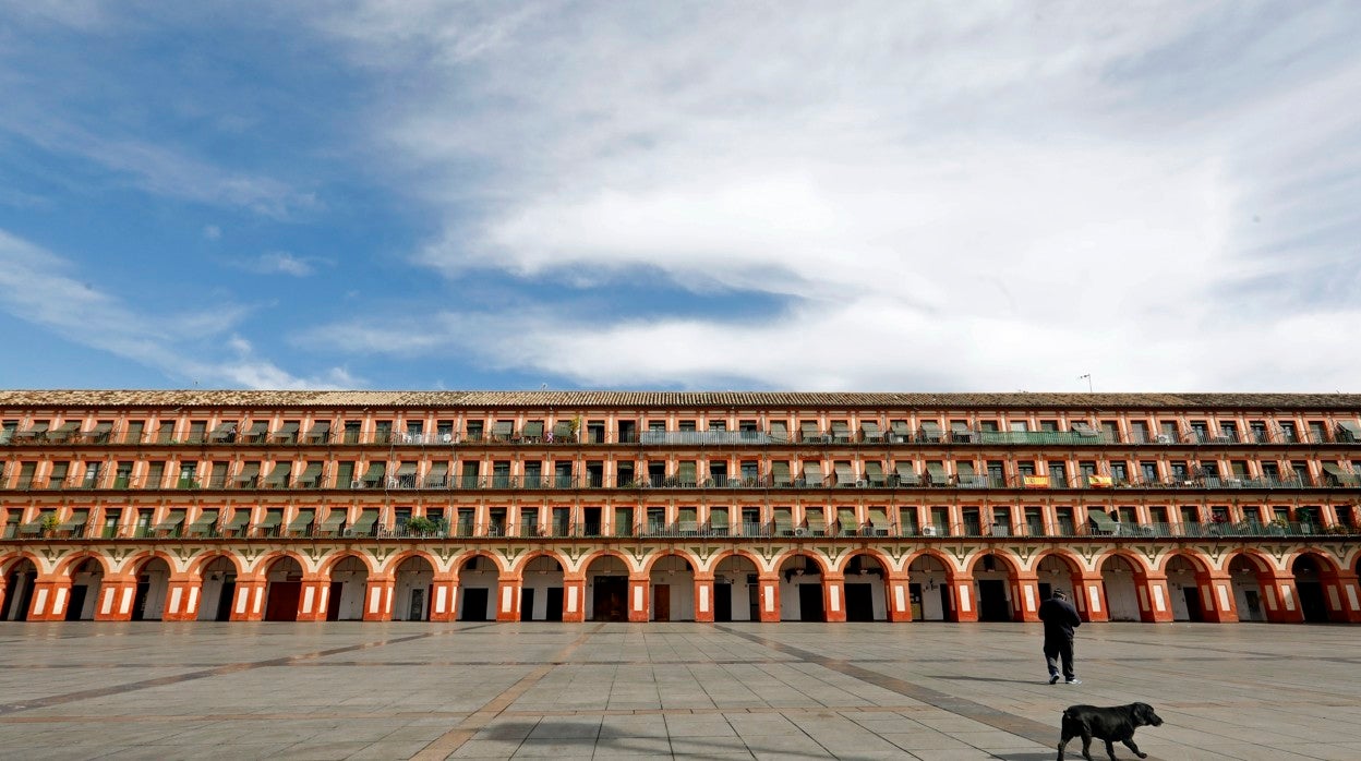 La plaza de la Corredera, vacía en marzo de 2020