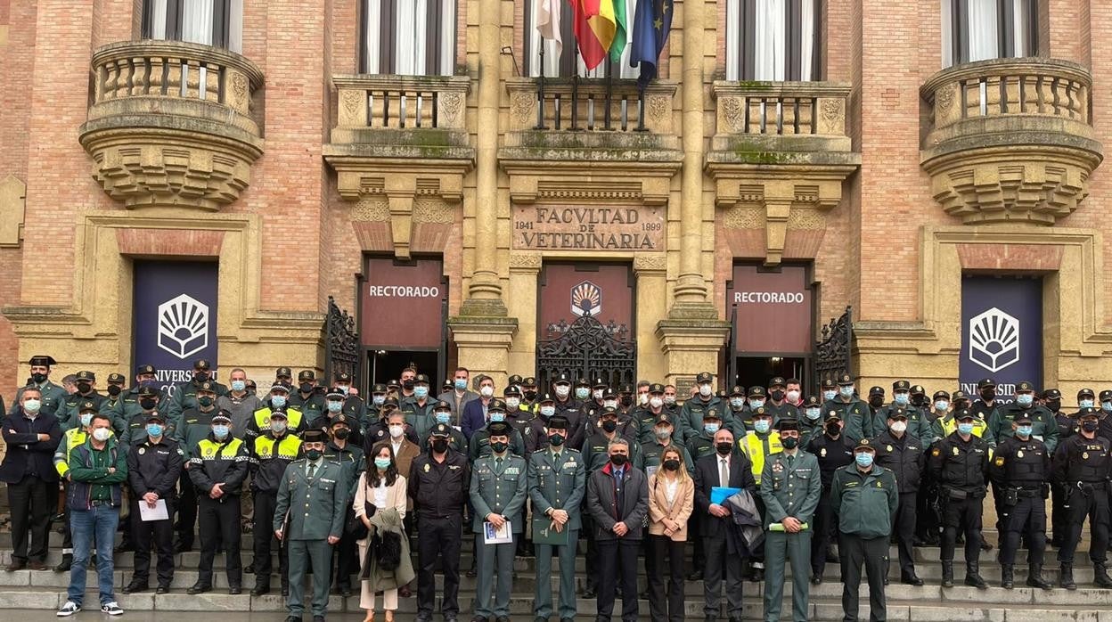 Unos 130 agentes de la Guardia Civil y la Policía Nacional han participado en las jornadas en la UCO