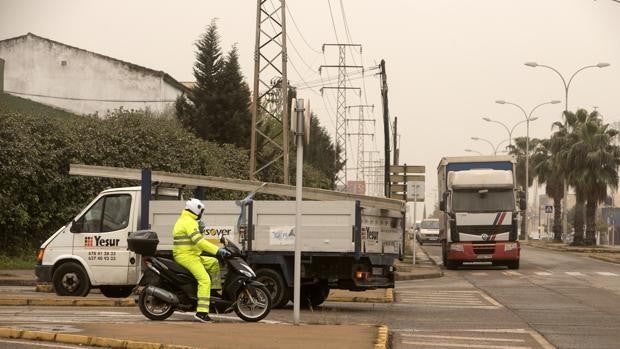 La subida de combustible y la huelga castigan a 1.974 firmas de transporte en Córdoba