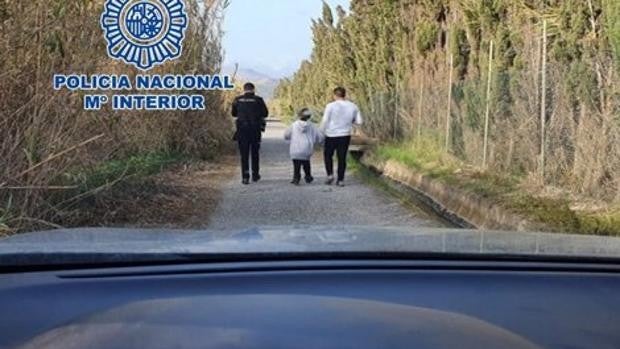 Localizado un niño desaparecido en Motril cuando se disponía a meterse en el mar