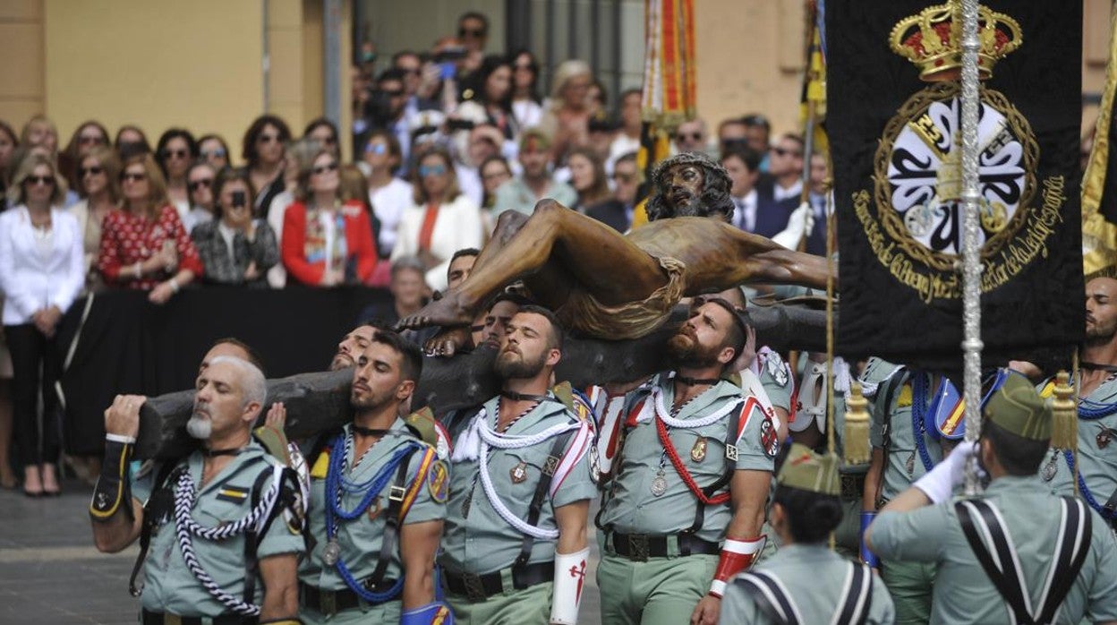 Traslado del Cristo de la Buena Muerte y Ánimas (Mena)