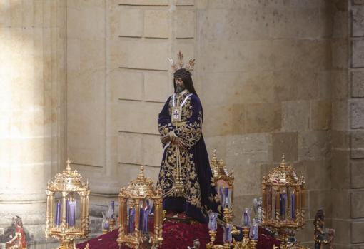 El Señor Rescatado, en su paso un Domingo de Ramos