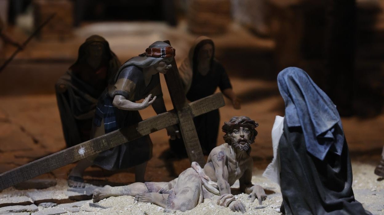 Jesús cae camino del calvario, una de las escenas representadas en la exposición en Zoco