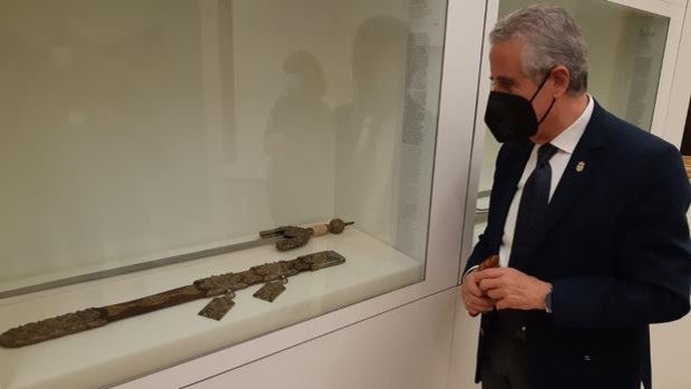 Las réplicas del traje y la espada del Rey Boabdil impulsarán el reclamo de la Batalla de Lucena