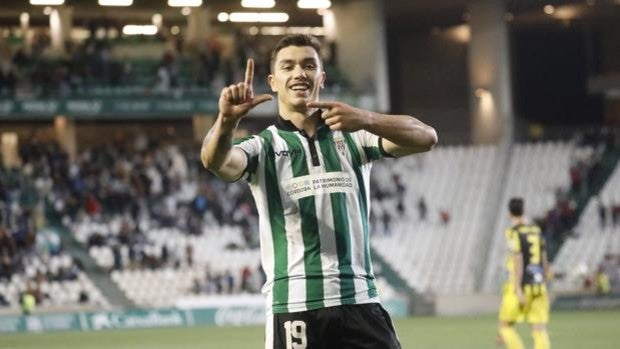 Los escenarios para el jaque del Córdoba CF al ascenso ante el CP Cacereño