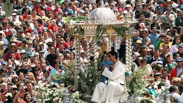 Ganas de romería: el cerro de la Virgen de la Cabeza se prepara para una avalancha de visitantes