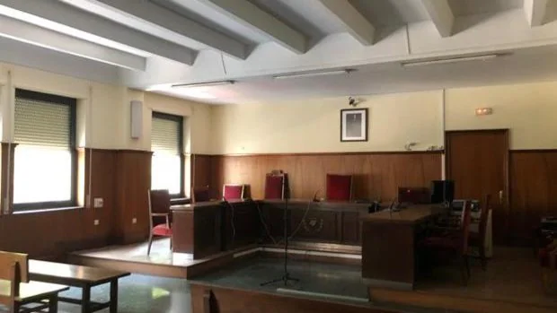 Un juez Ayamonte decreta prisión provisional para diez narcos detenidos en Ferrol