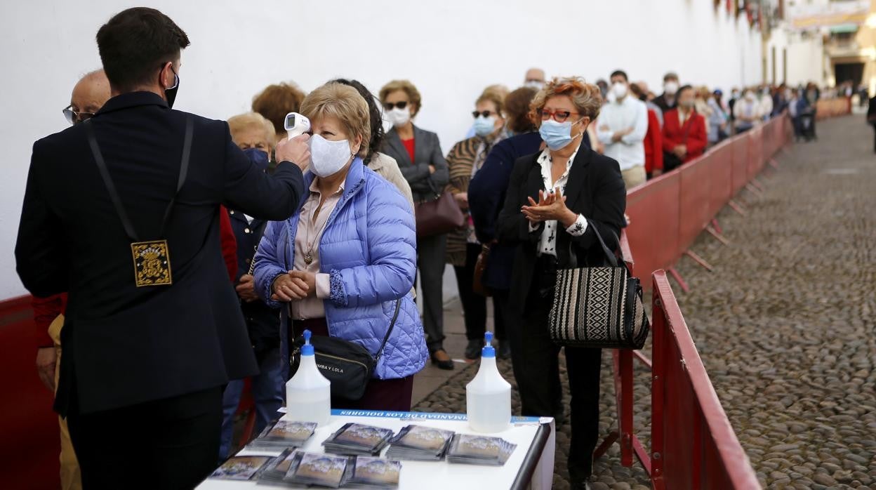 Córdoba disfrutará de un Viernes de Dolores con buen tiempo y con las restricciones por el Covid al mínimo