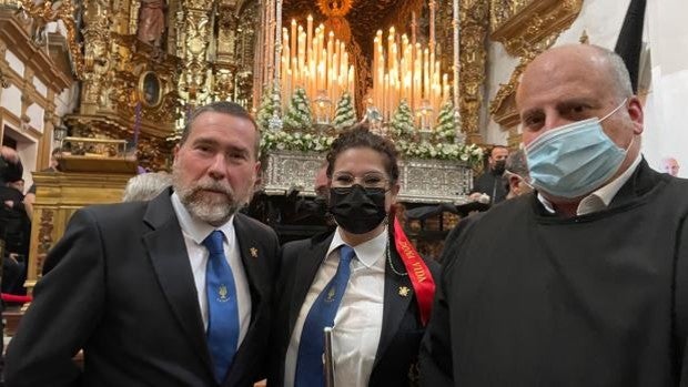 El estreno de la banda de música Maestro Tejera en la Semana Santa de Cádiz