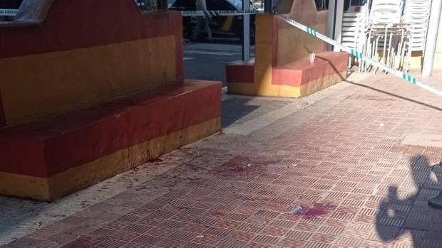 Apuñalamiento en Huelva junto a la plaza de toros en una reyerta de madrugada