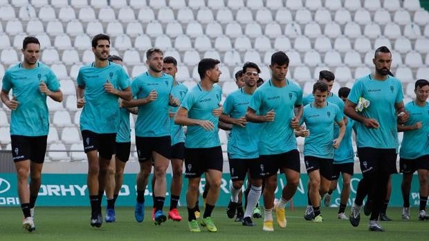 Córdoba CF | Antonio Casas: «Sabemos que nos falta un punto para ascender, pero vamos a ganar»