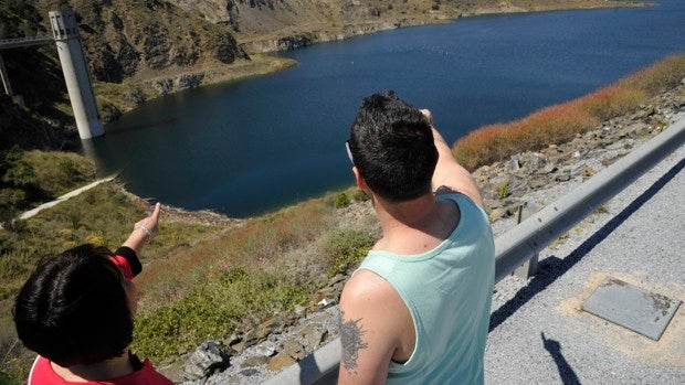Rescatan el cuerpo sin vida de un joven en el embalse del Limonero de Málaga
