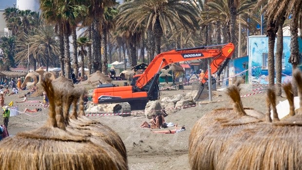 El Gobierno cree que la amplia red de embalses es una de las causas principales de la destrucción del litoral