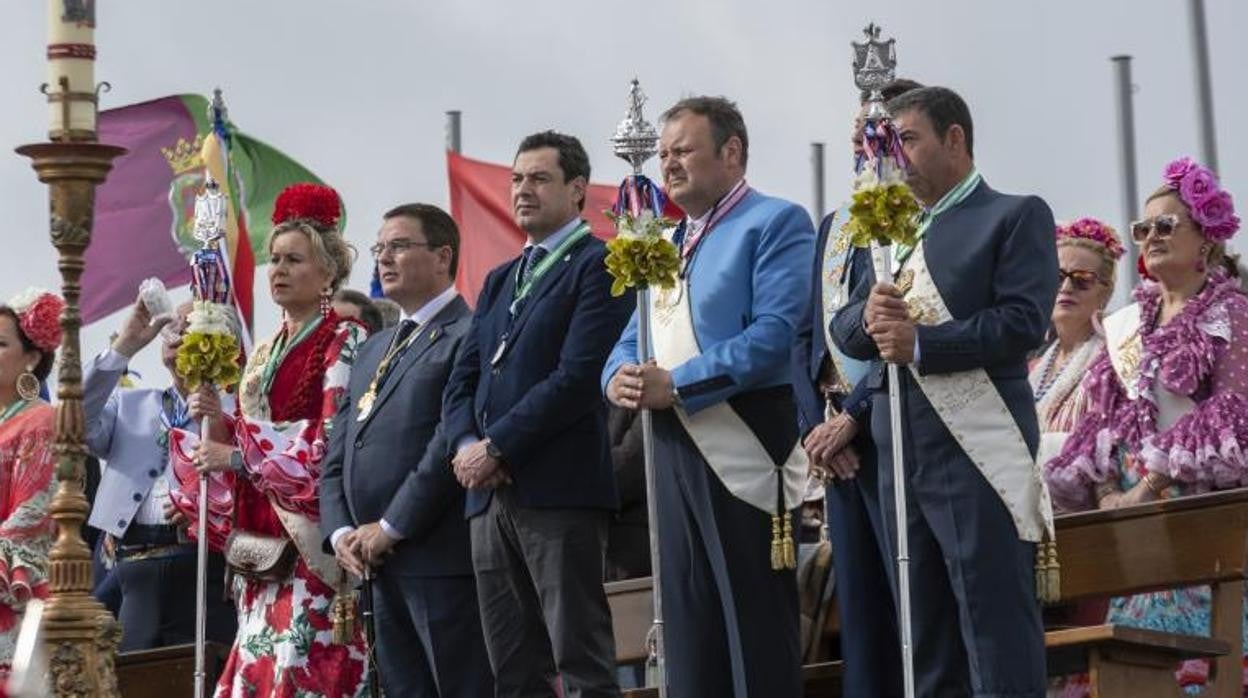 Juanma Moreno ha anunciado el anticipo de las elecciones en Andalucía durante su visita a la romería de la Virgen de la Cabeza