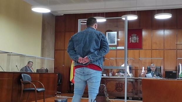 Condenado en Jaén a dos años de cárcel por apuñalar a otro conductor en una discusión de tráfico