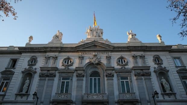 Condenado un padre en Granada a un año y tres meses de prisión por la sustracción de sus dos hijos