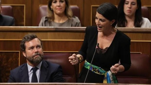 Macarena Olona será la candidata de Vox y Juanma Moreno abrirá la lista del PP en Málaga