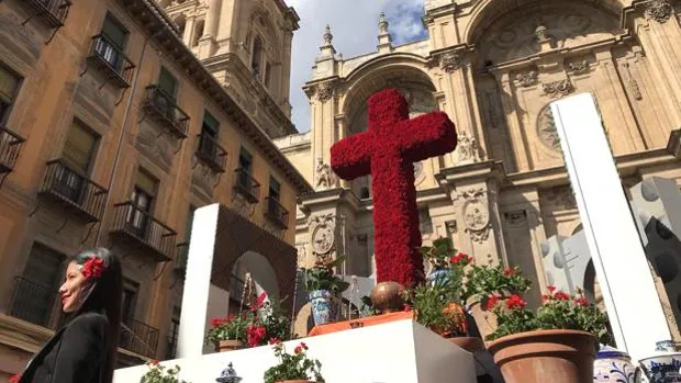 Todo lo que debes saber sobre el Día de la Cruz en Granada este 2022