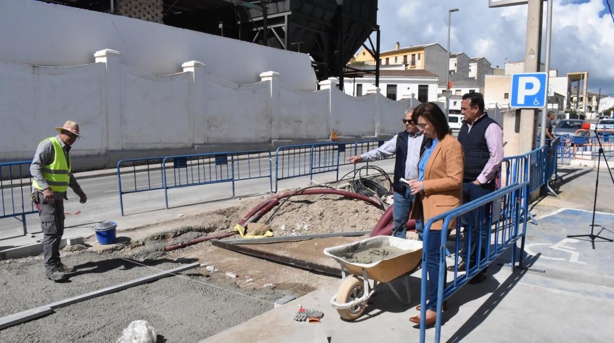 La alcaldesa de Priego, en las obras