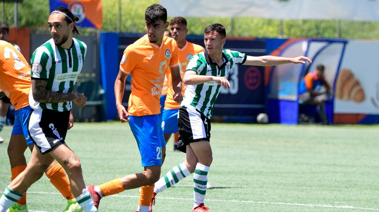 Ale Marín durante el partido ante el Panadería Pulido