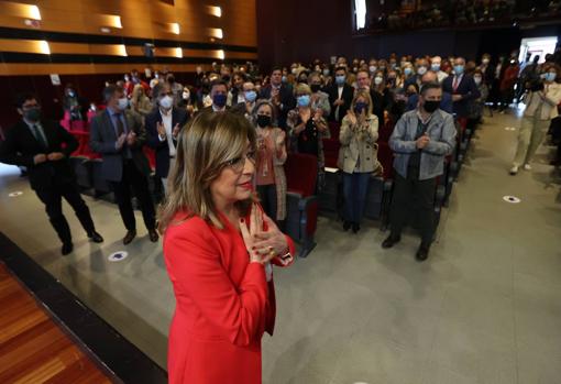 Julieta Mérida en el salón de actos del Rectorado