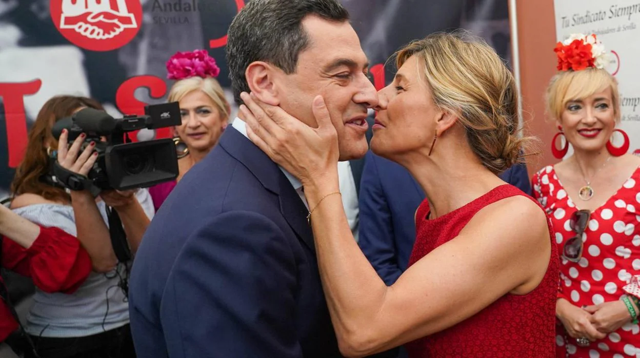 Moreno y Yolanda Díaz se besan en la caseta de UGT