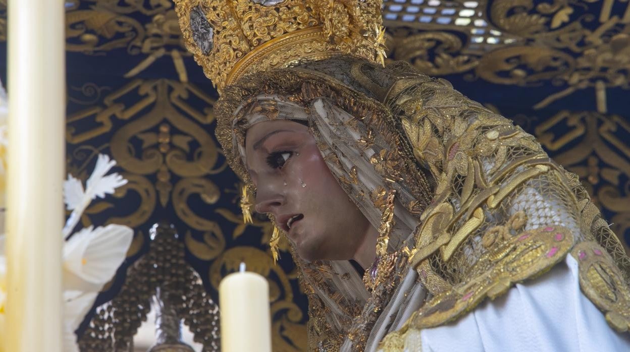 Santa María de la Merced, en su palio, el Lunes Santo de 2022