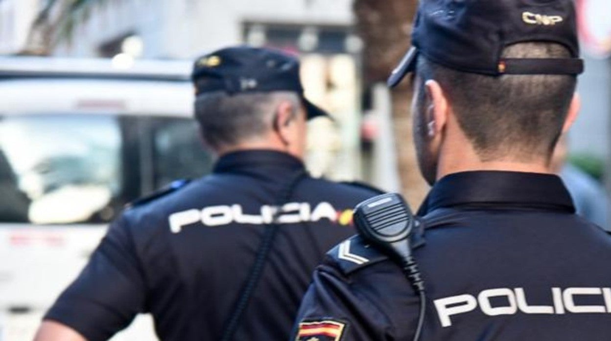 Agentes de la Policía Nacional