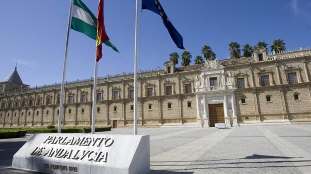 Fachada del Parlamento de Andalucía