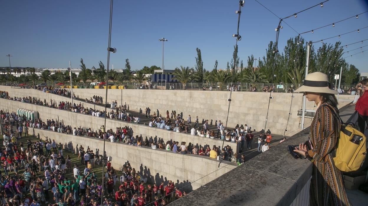 Zona de botellón del recinto ferial