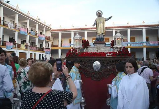 El paso de San Juan Bosco
